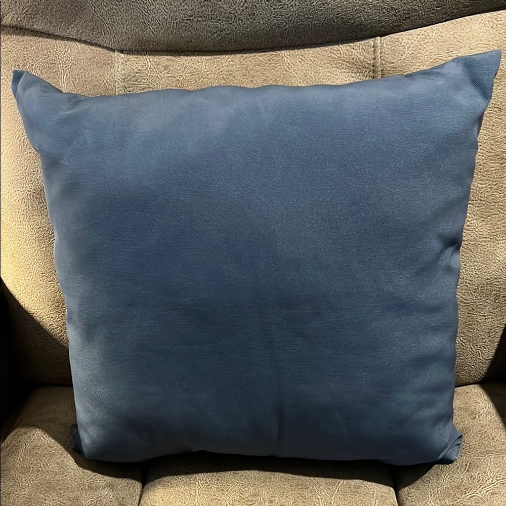 🔴CLEARANCE ❄️ BLUE/WHITE 16” SQUARE WINTER SNOWFLAKE ACCENT CANVAS THROW PILLOW - Picture 2 of 4